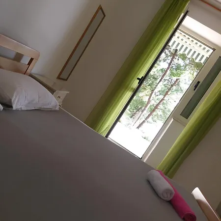 Marija * Sveta Nedelja (Hvar)