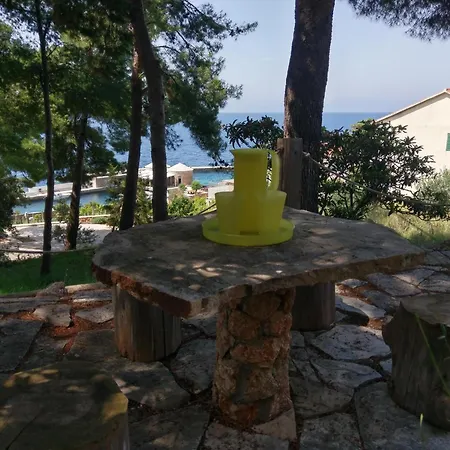 Apartment Marija Sveta Nedelja (Hvar)