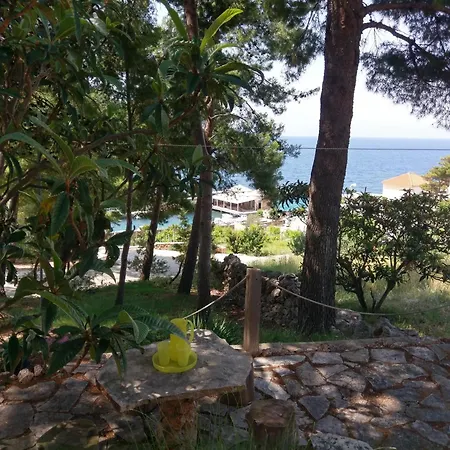 Marija Sveta Nedelja (Hvar)